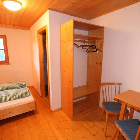 Berghuette Sonnenfluh * Lechleiten