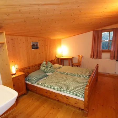 Country house Berghuette Sonnenfluh Lechleiten